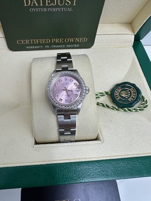 LADIES 26MM STONE SET BOX AND PAPERS