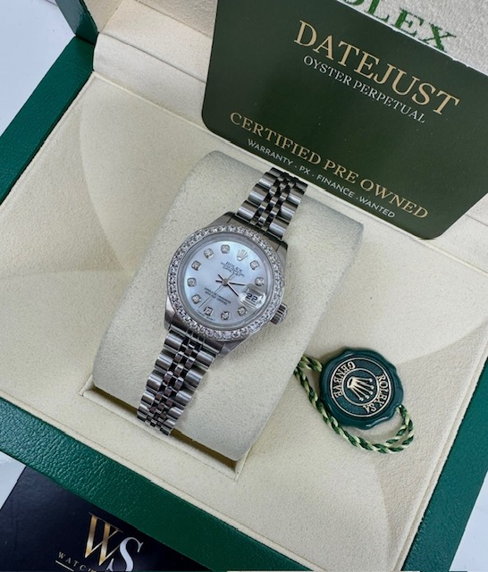 LADIES  26MM  BOX AND CERTIFICATES