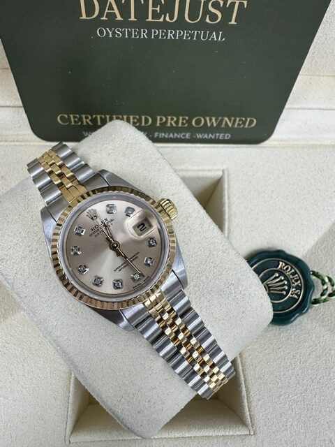 ROLEX LADIES DATEJUST 26MM 69173 BOX AND PAPERS