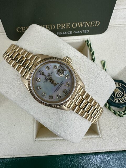 ROLEX DATEJUST LADIES 18K , 69178 BOX AND R PAPERS