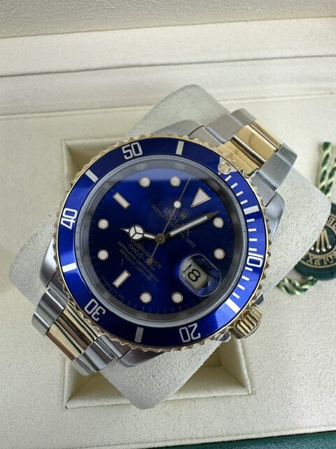 ROLEX BLUESY 16613LB SUBMARINER BOX AND R PAPERS