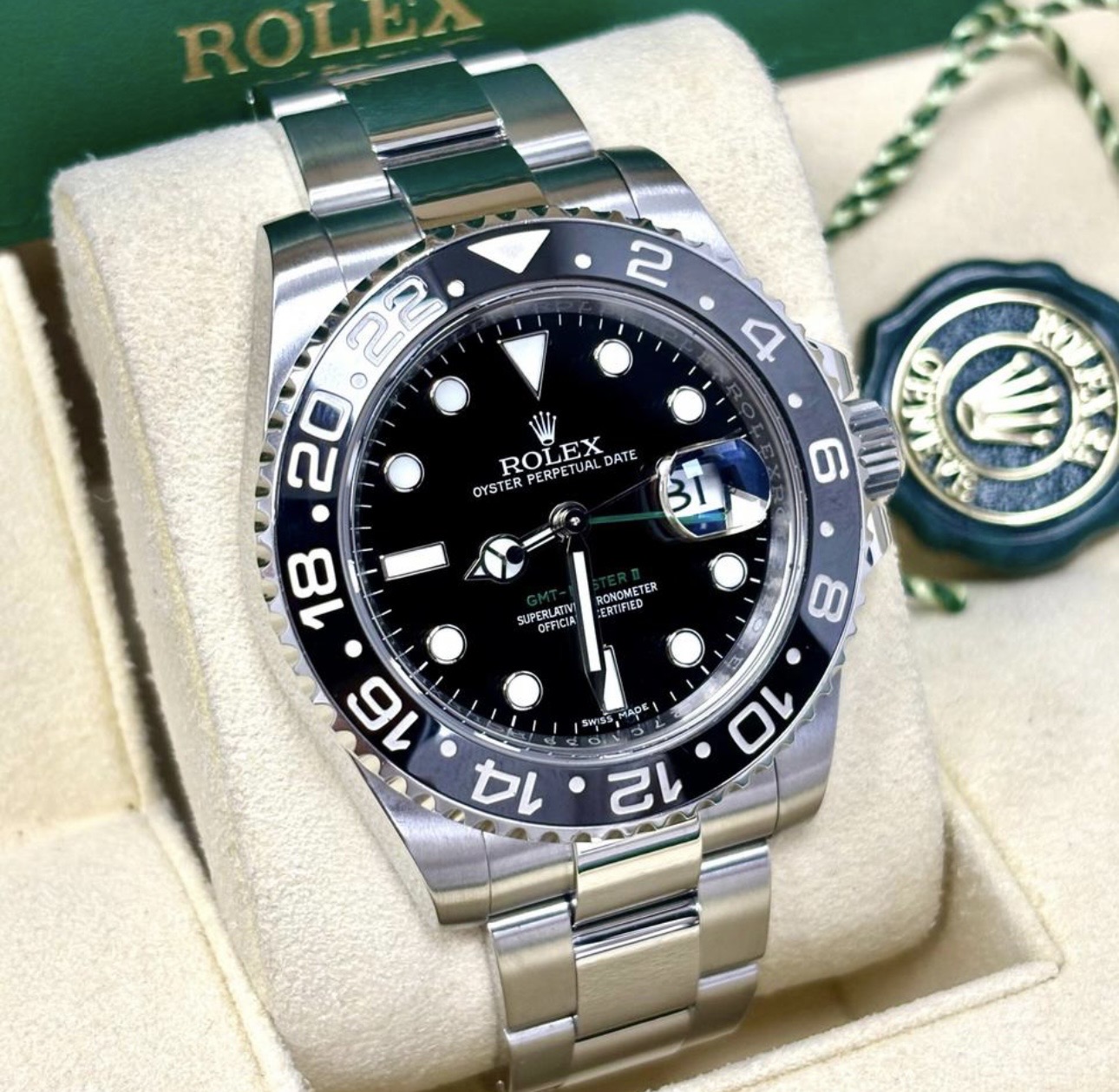 ROLEX GMT II 40MM 116710LN