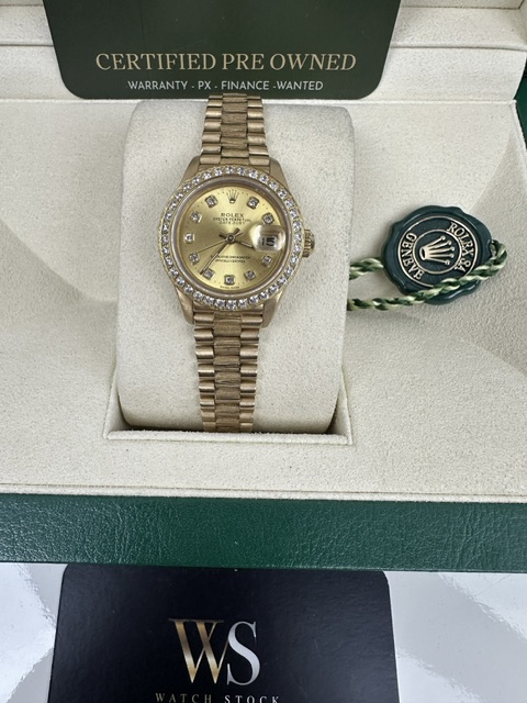 ROLEX DATEJUST 26MM FULL GOLD , WITH BOX AND PAPERWORK